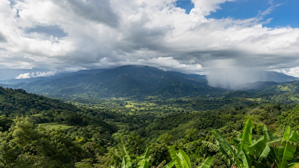 Costa Rica Climate Guide: When and Where to Go